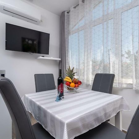 Apartman Niksi 트로기르 외부 사진